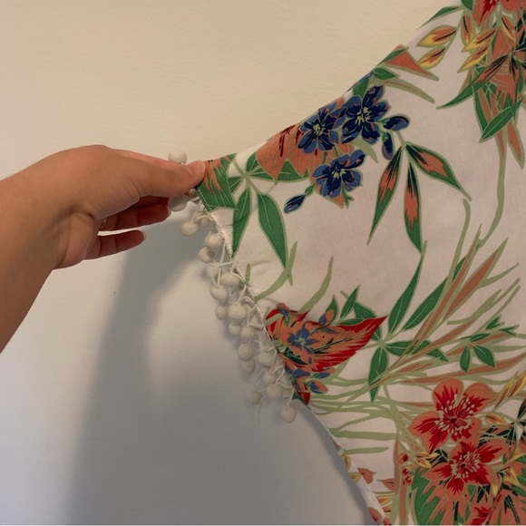 Umgee Tropical Floral Open Front Kimono Pom Poms Vacation Resort Size Med Large - Picture 3 of 9